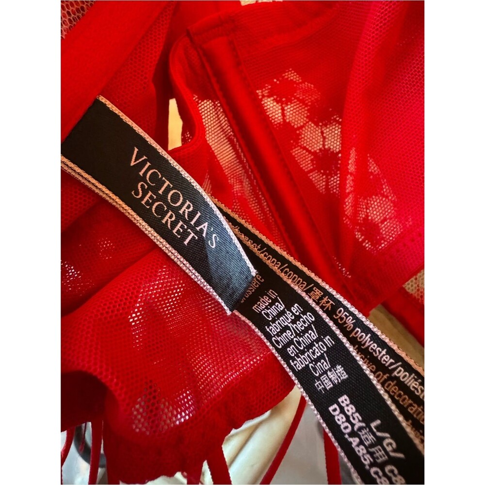 Victoria’s Secret Lace Bralette Strappy Back Red Satin Mesh Lingerie Size L - Picture 6 of 8